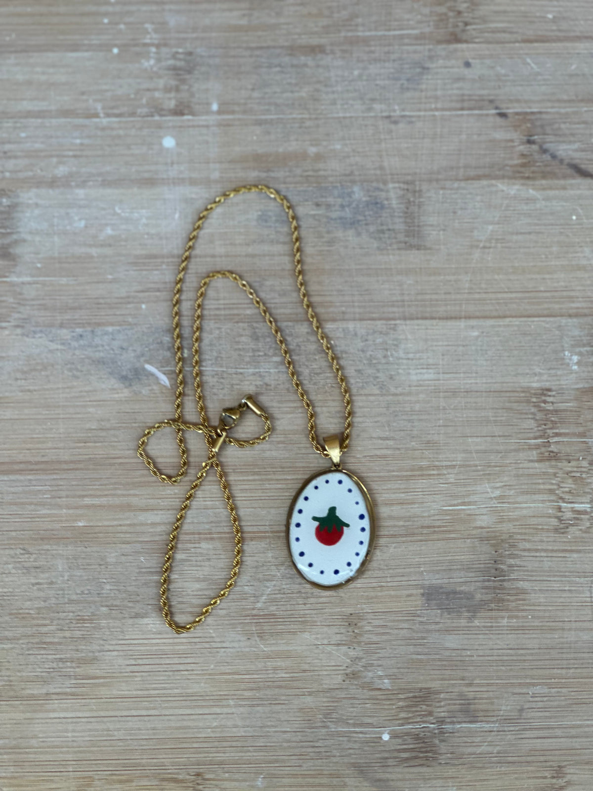 Collana cameo in ceramica