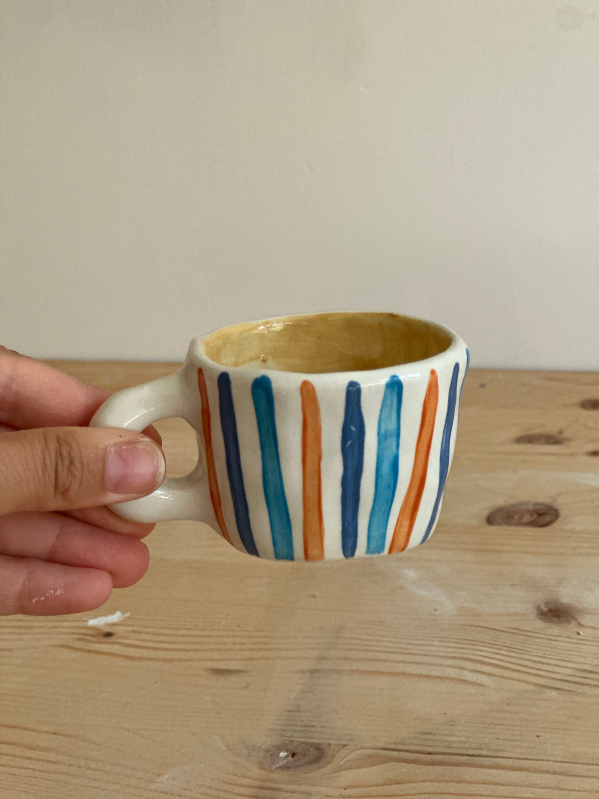 Tazza piccola da espresso con manico