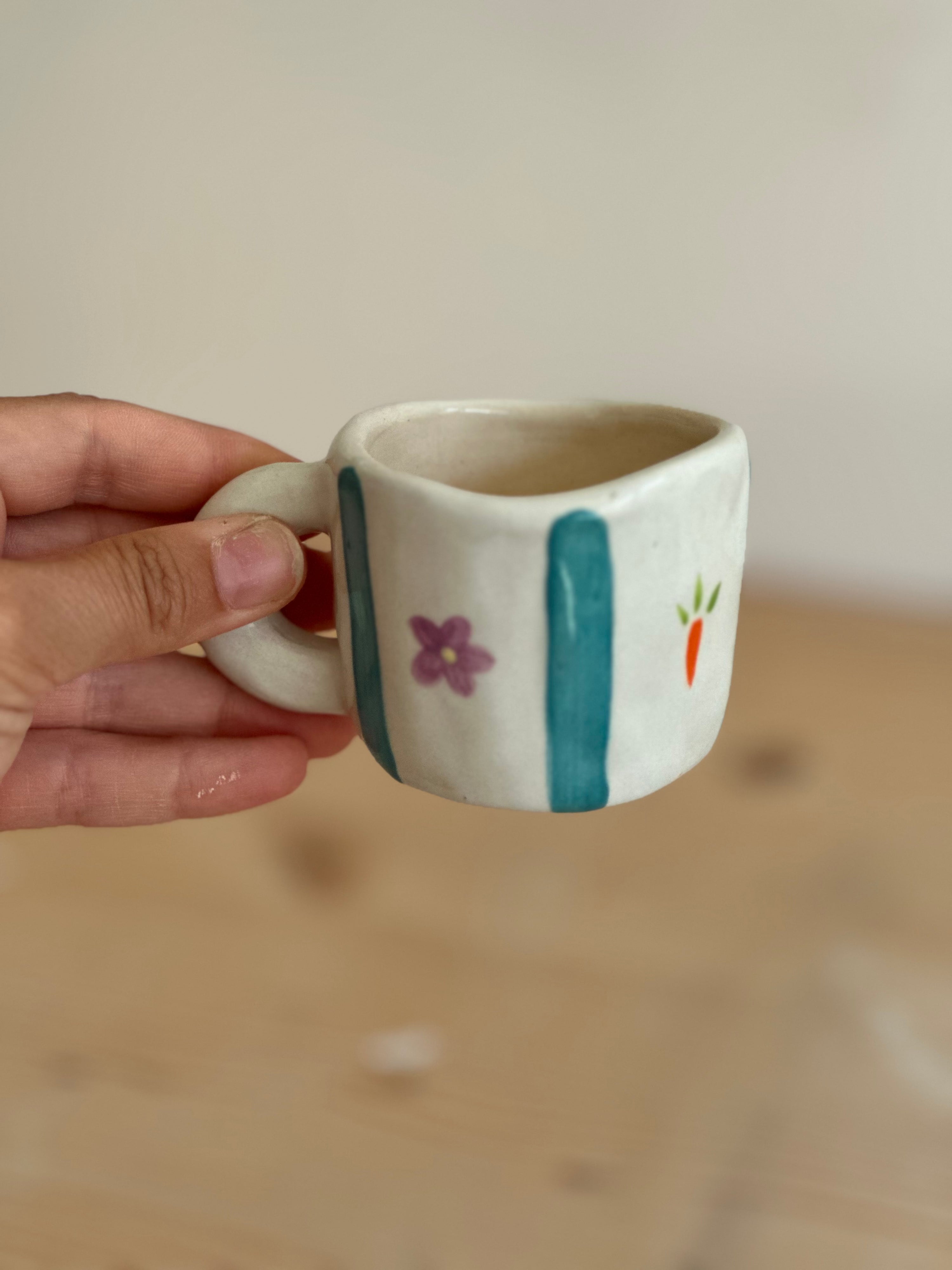 Tazza piccola da espresso con manico