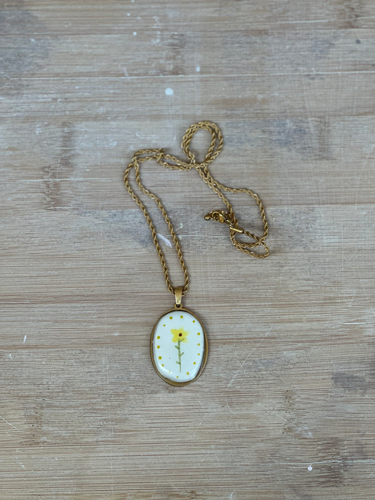 Collana cameo in ceramica